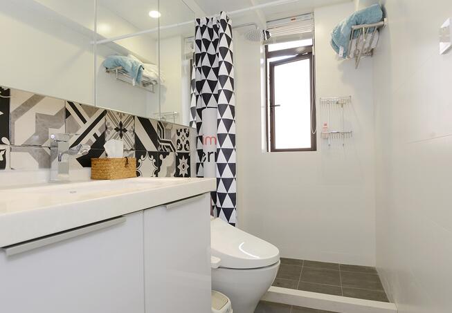 家里有老人，衛(wèi)生間怎樣裝修更合理？