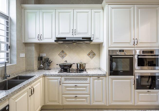 廚房裝修的5種布局和注意事項(xiàng)