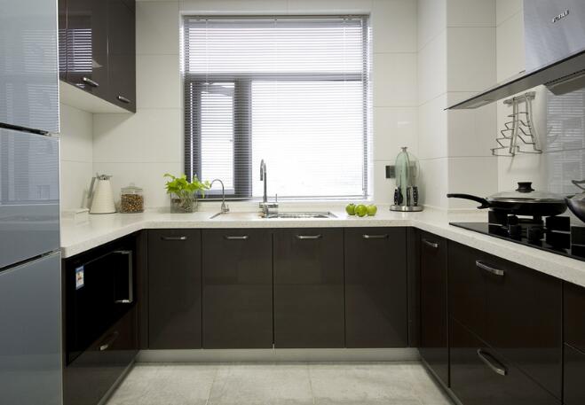 三種常見(jiàn)的廚房布局方式