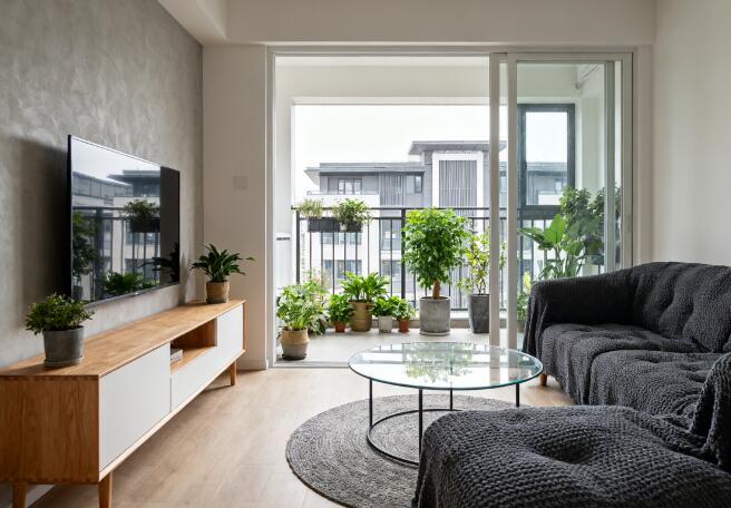 老房翻新：原瓷磚上能直接鋪新瓷磚嗎？