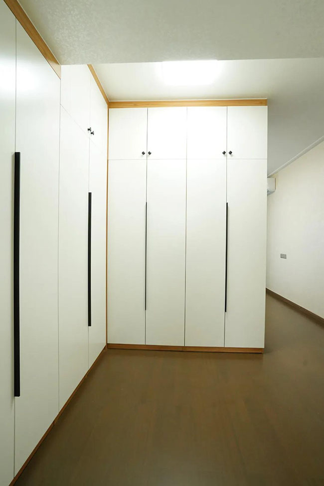 現代簡約三室兩廳，裹著裊裊茶香，演繹優(yōu)雅的生活格調